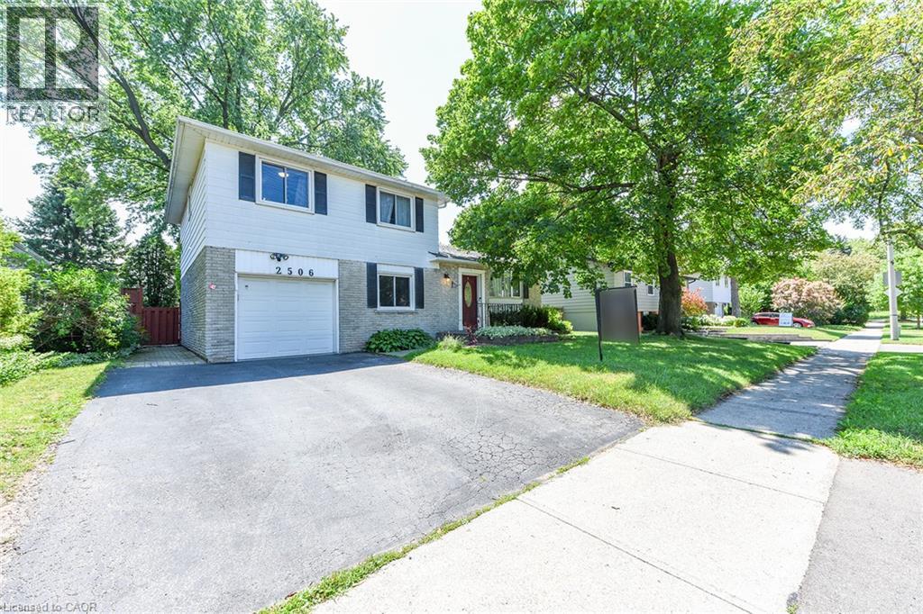 2506 Bridge Road, Oakville, Ontario  L6L 2H2 - Photo 2 - 40852731