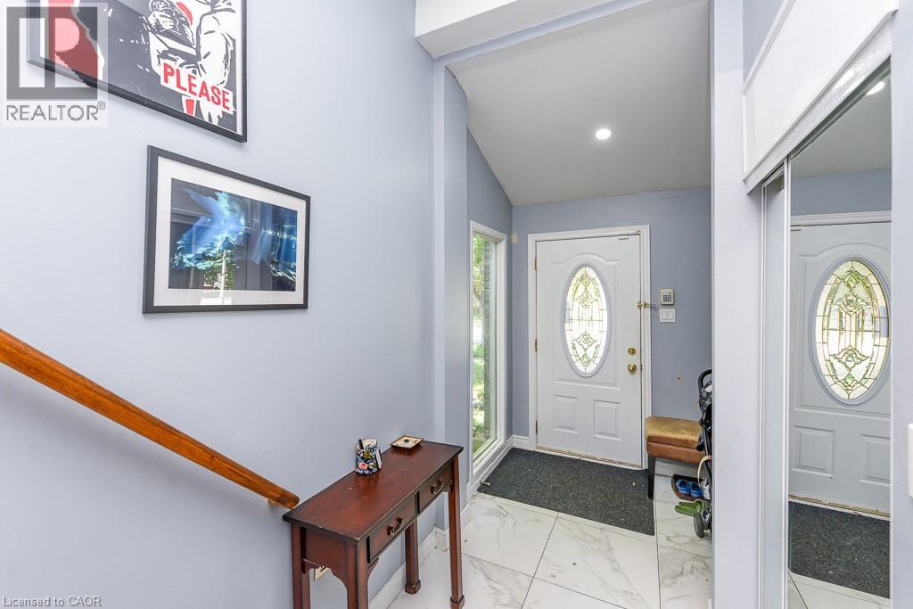 2506 Bridge Road, Oakville, Ontario  L6L 2H2 - Photo 5 - 40852731
