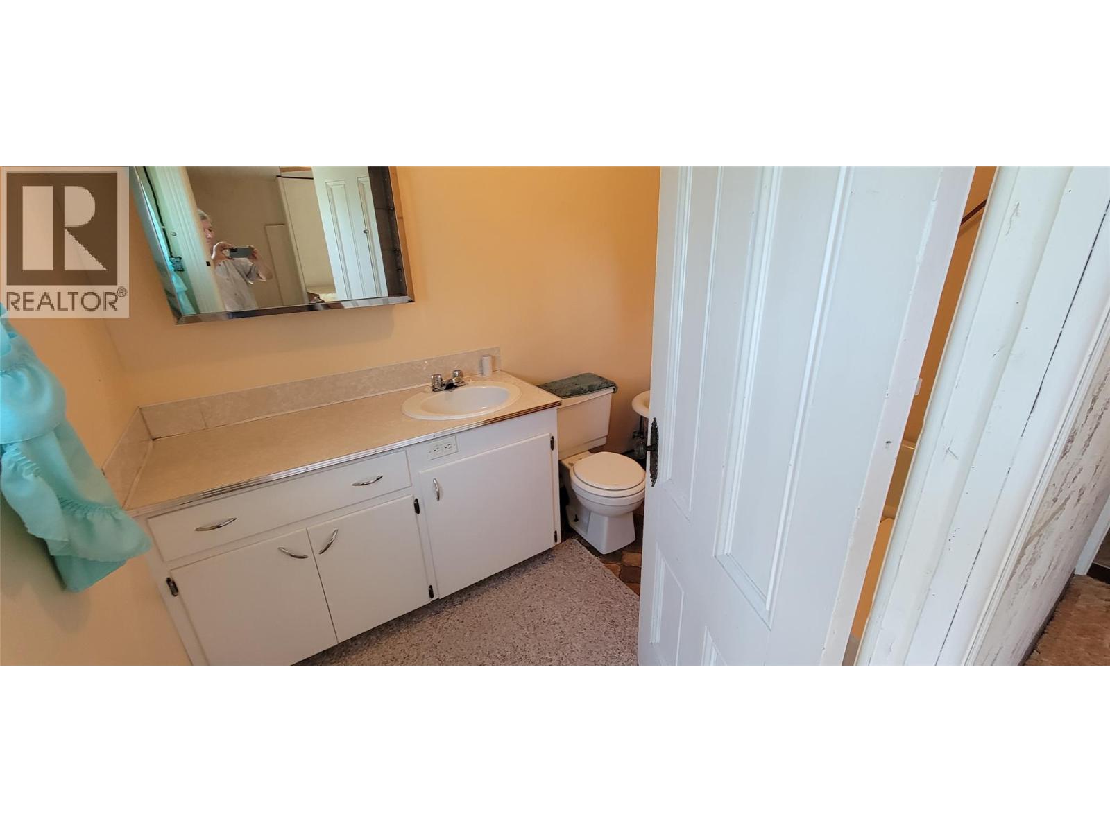 318 8th Avenue, New Denver, British Columbia  V0G 1S1 - Photo 30 - 10394320