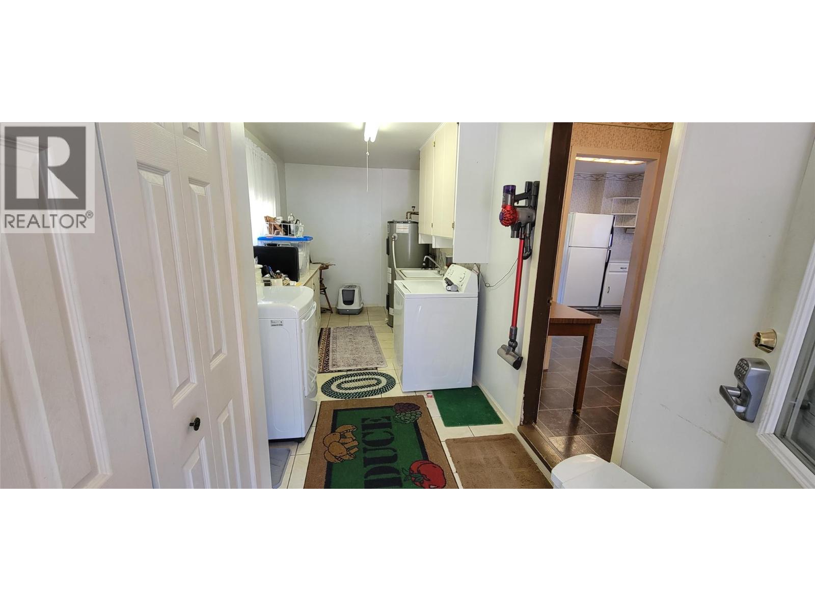 318 8th Avenue, New Denver, British Columbia  V0G 1S1 - Photo 7 - 10394320