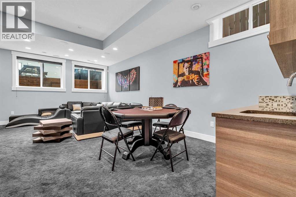 2417 25 Avenue NW, Calgary, Alberta  T2M 2C6 - Photo 35 - A2327768