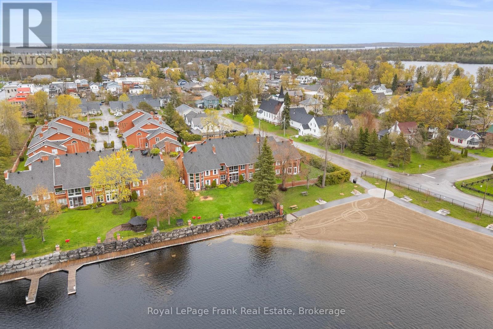 403 - 1 Sherwood Street, Kawartha Lakes, Ontario  K0M 1A0 - Photo 2 - X13250480