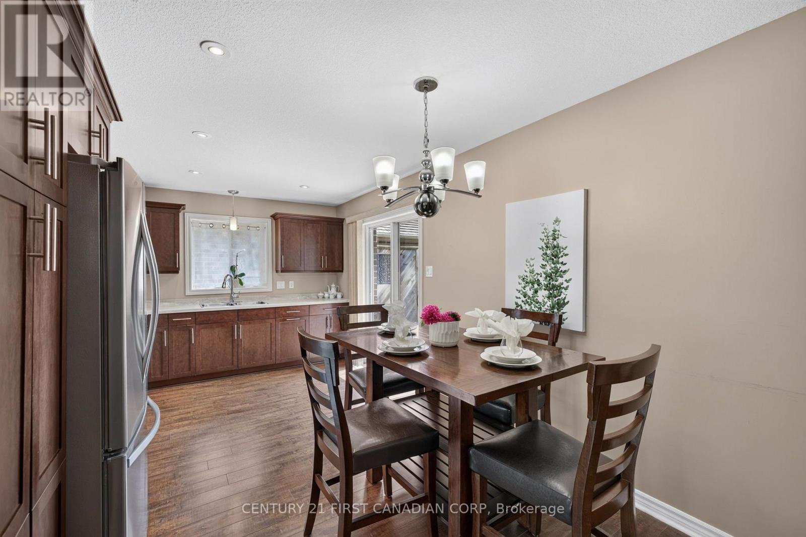 290 Mogg Street, Strathroy-Caradoc, Ontario N7G 0C6 - Photo 13 - X13637568