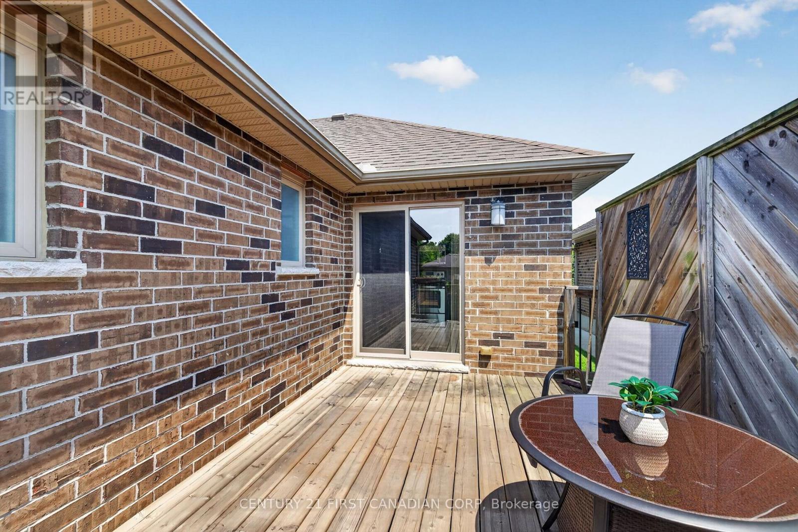 290 Mogg Street, Strathroy-Caradoc, Ontario N7G 0C6 - Photo 35 - X13637568