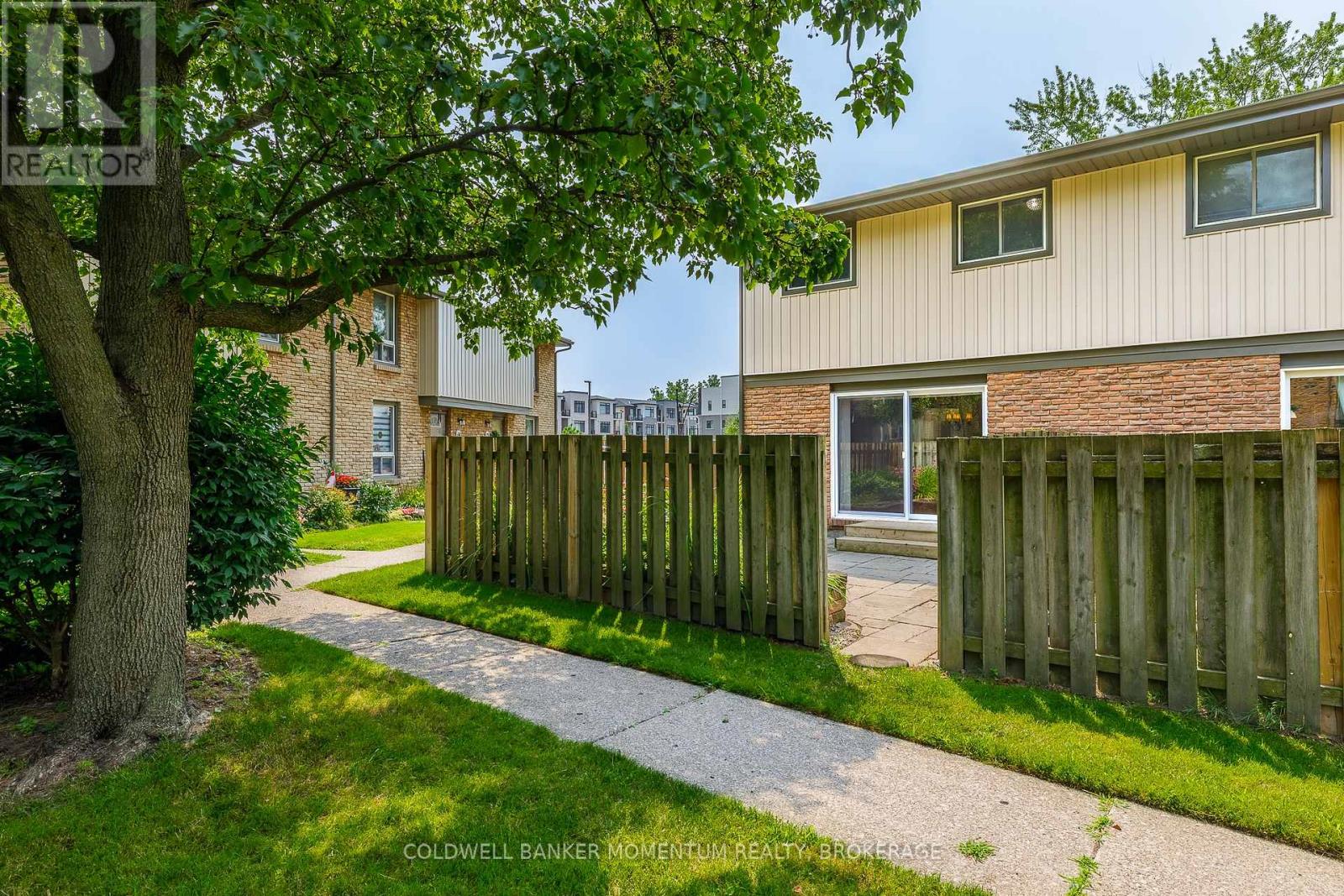 12 - 302 Vine Street, St. Catharines, Ontario  L2M 7M6 - Photo 22 - X13637592