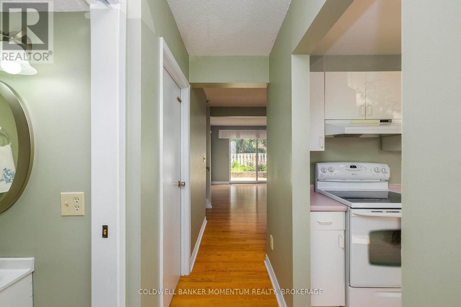 12 - 302 Vine Street, St. Catharines, Ontario  L2M 7M6 - Photo 6 - X13637592
