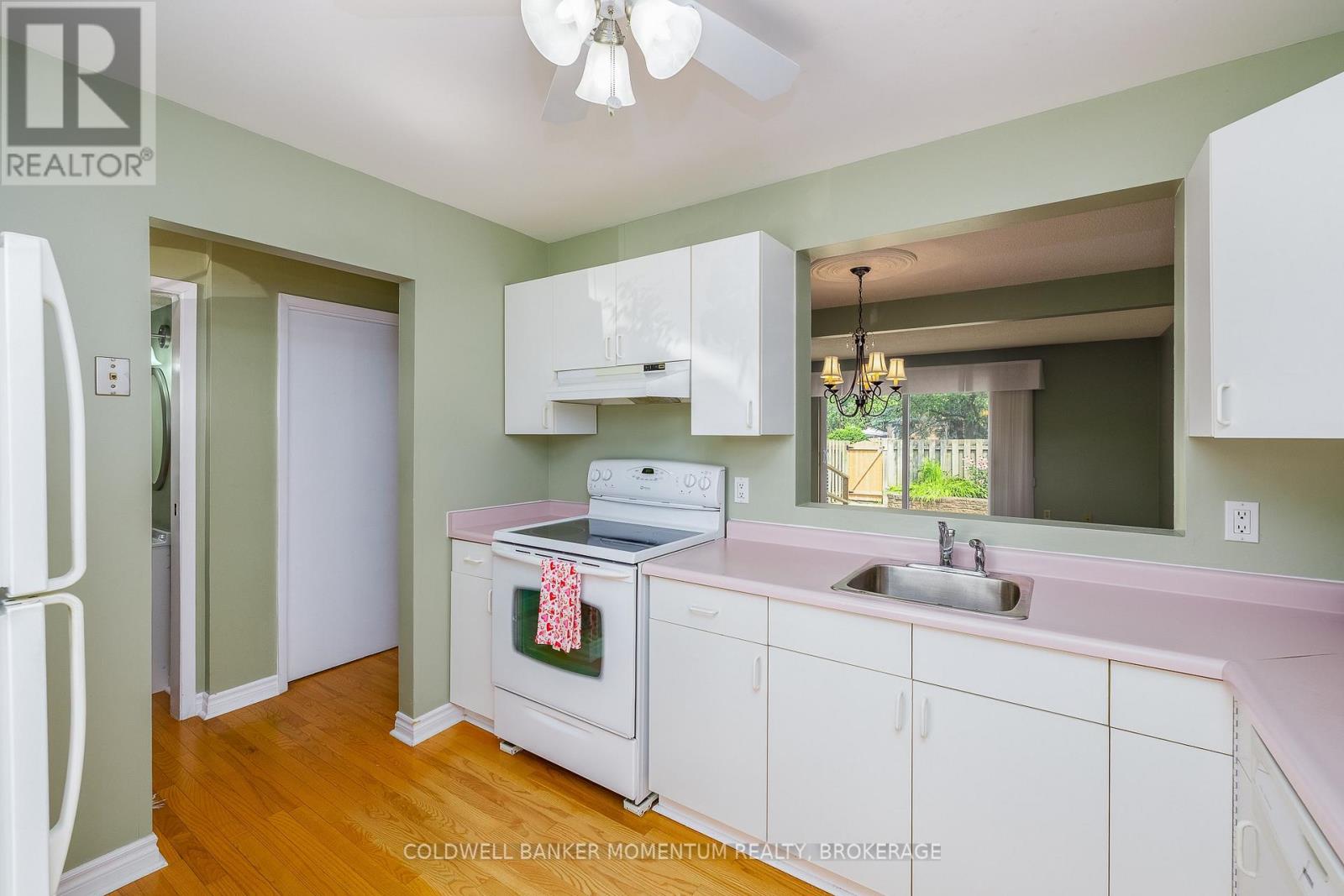 12 - 302 Vine Street, St. Catharines, Ontario  L2M 7M6 - Photo 7 - X13637592