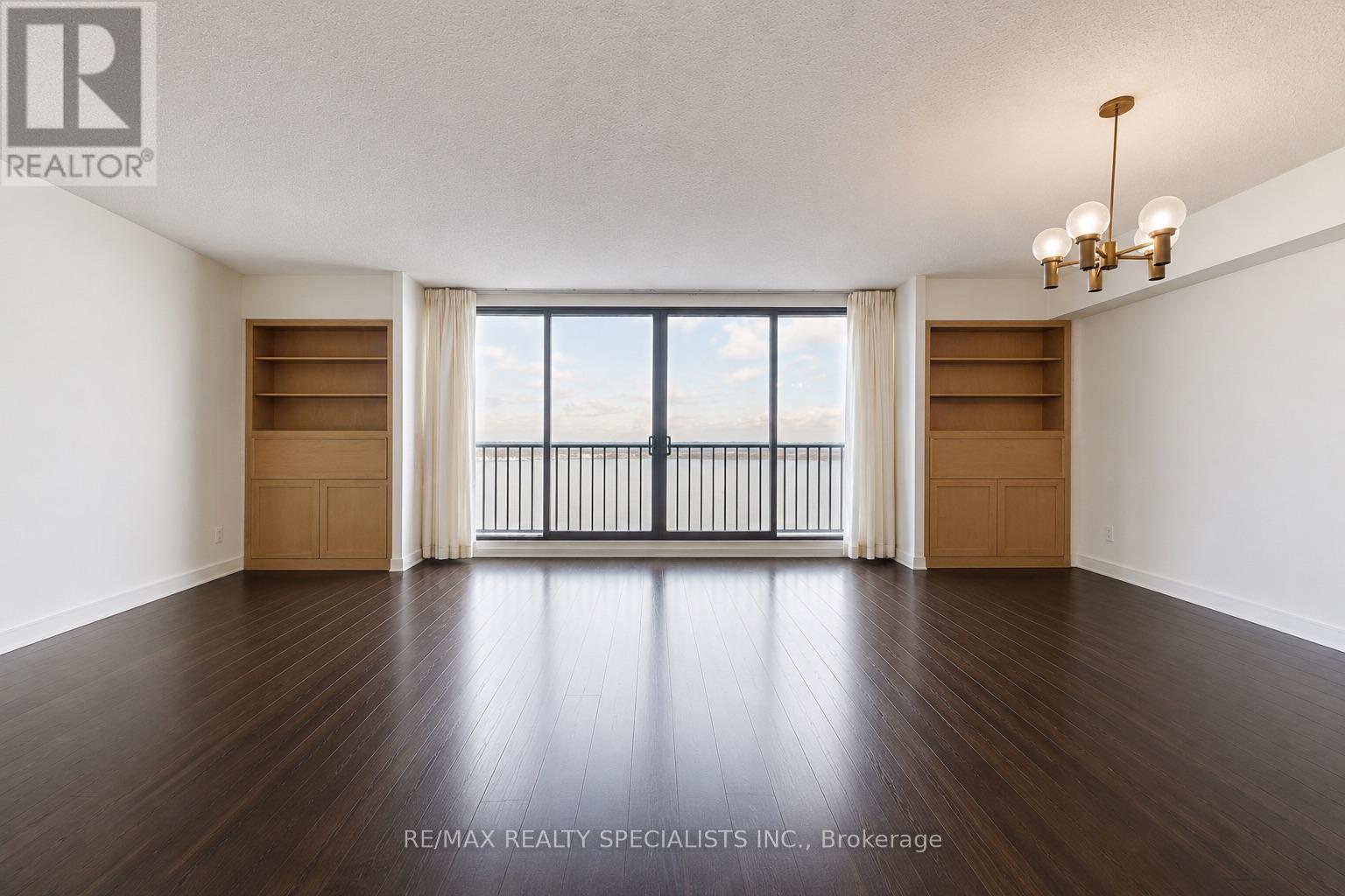 1207 - 33 Harbour Square, Toronto, Ontario  M5J 2G2 - Photo 4 - C13637616