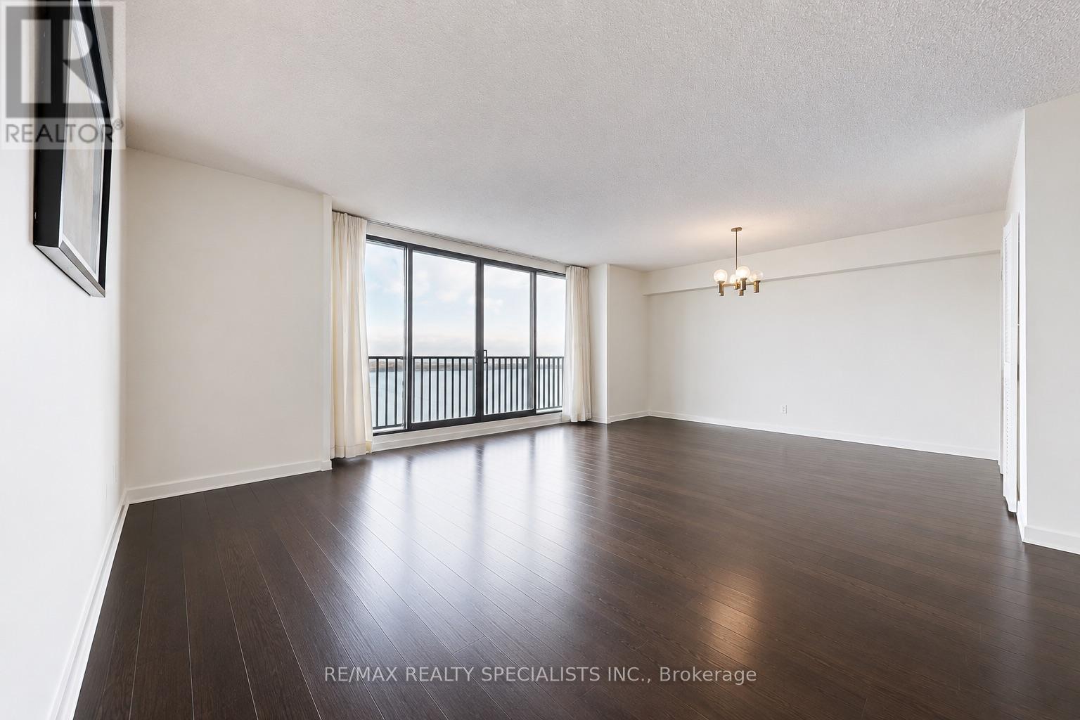 1207 - 33 Harbour Square, Toronto, Ontario  M5J 2G2 - Photo 6 - C13637616