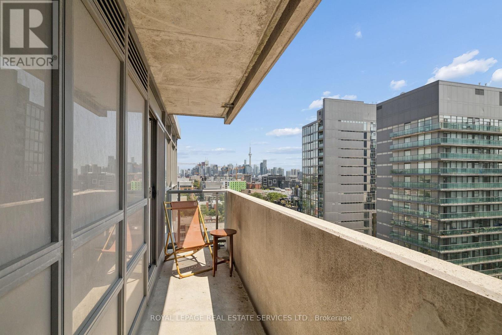 1908 - 68 Abell Street, Toronto, Ontario  M6J 0B1 - Photo 10 - C13637620