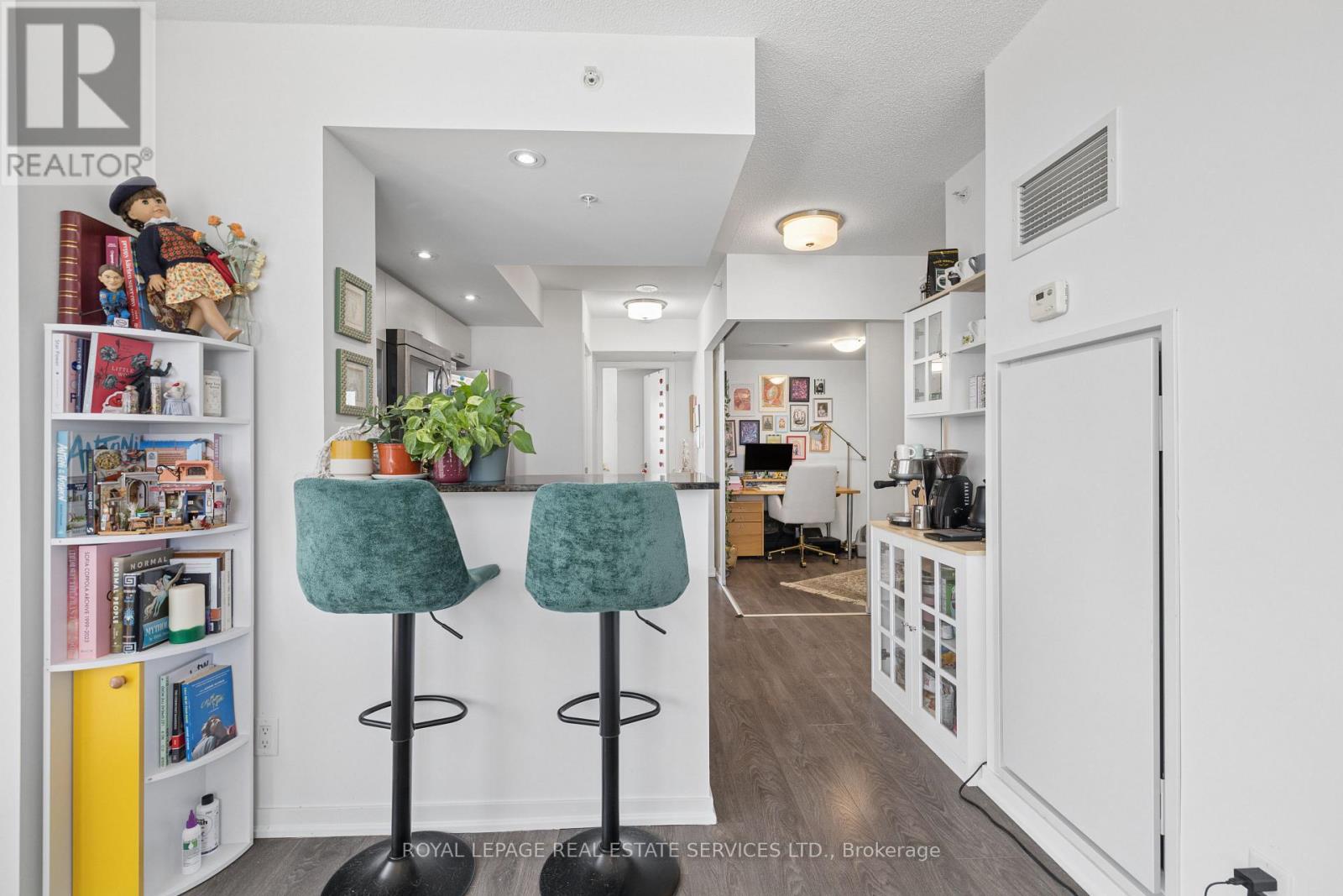 1908 - 68 Abell Street, Toronto, Ontario  M6J 0B1 - Photo 6 - C13637620
