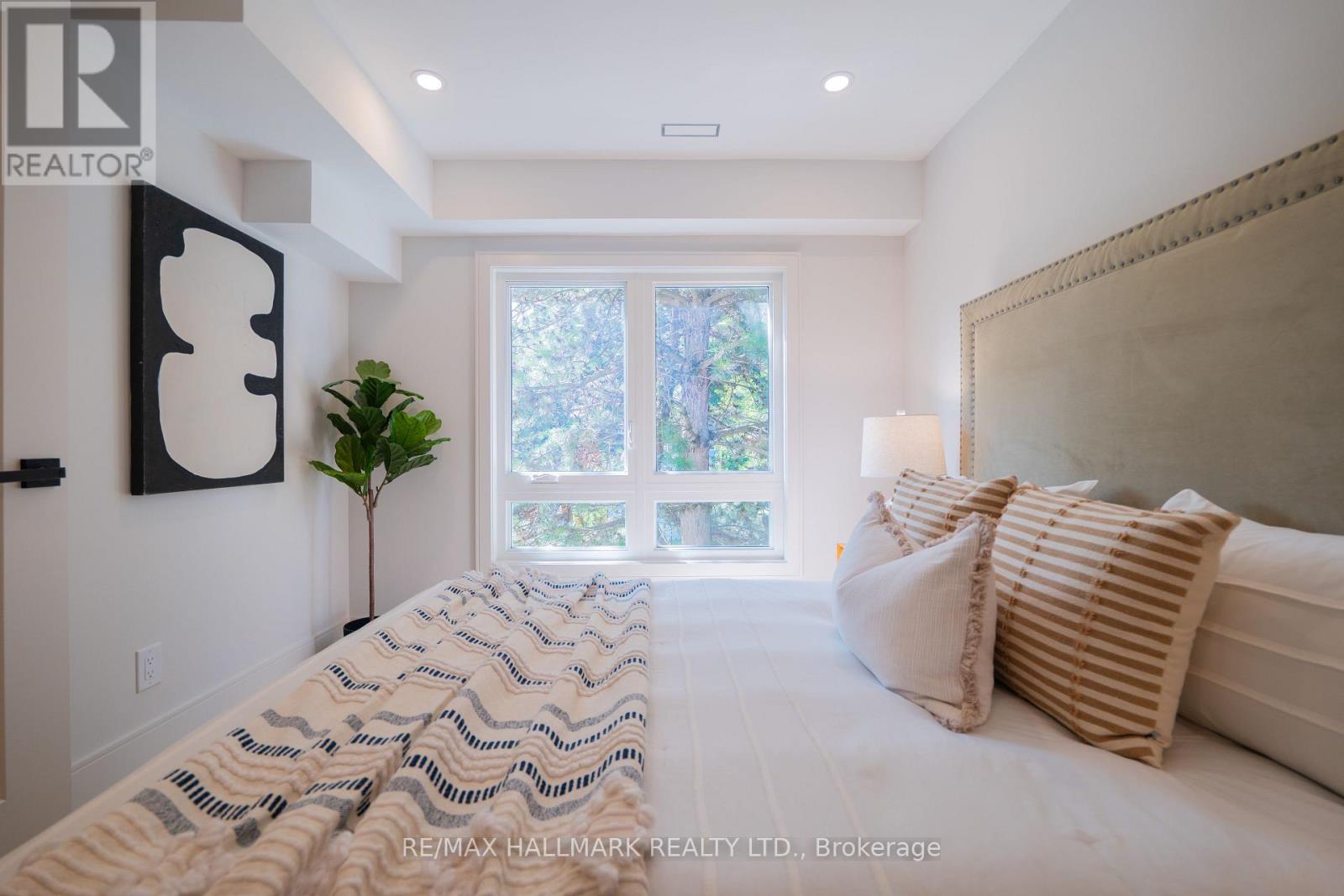 22 Harriet Street, Toronto, Ontario  M4L 2E9 - Photo 18 - E13637610