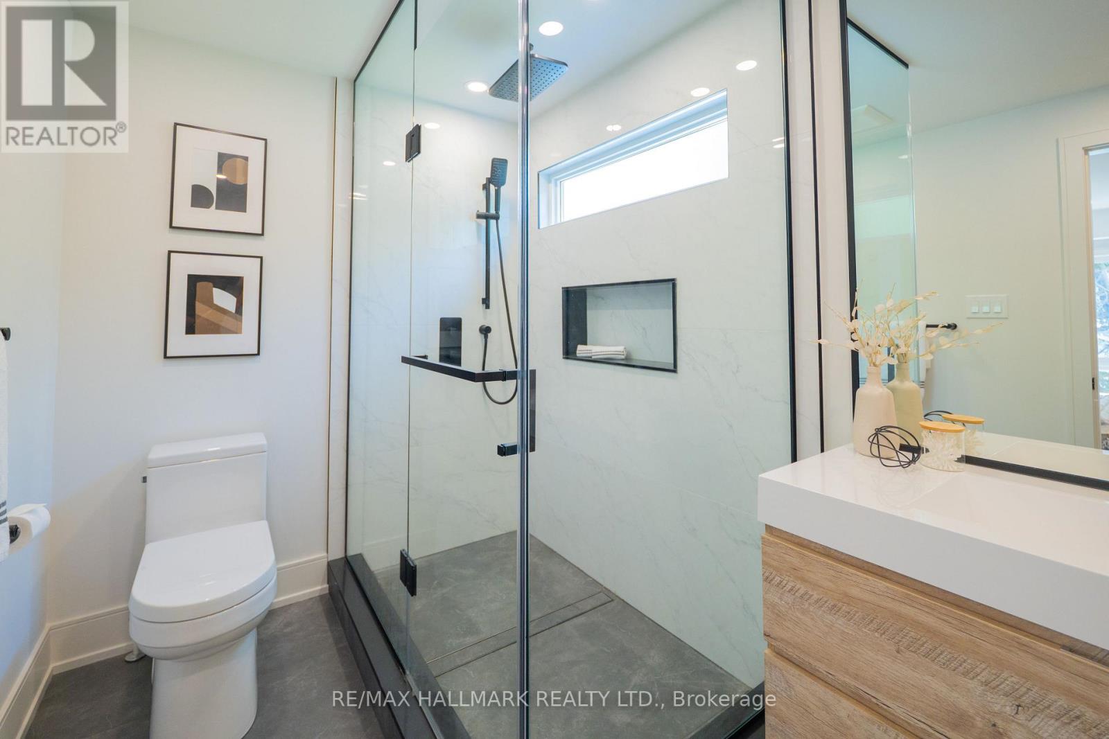 22 Harriet Street, Toronto, Ontario  M4L 2E9 - Photo 20 - E13637610