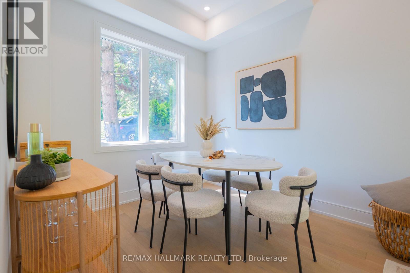 22 Harriet Street, Toronto, Ontario  M4L 2E9 - Photo 7 - E13637610