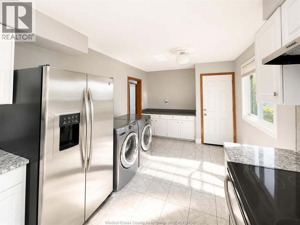 979 Arthur Road Unit# Main, Windsor, Ontario  N8Y 2Y4 - Photo 3 - 26018815