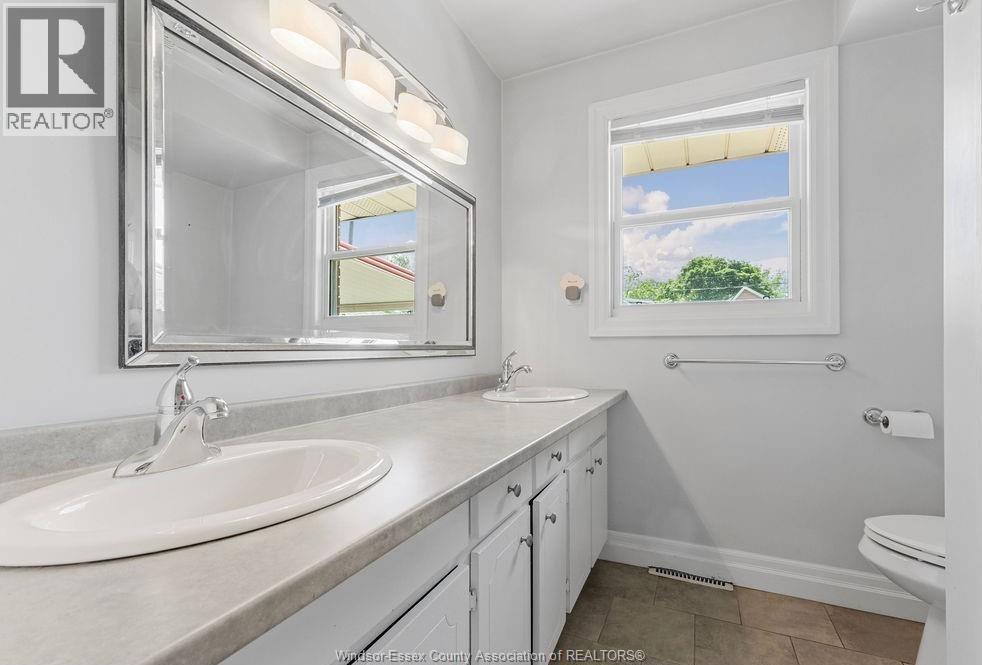 979 Arthur Road Unit# Main, Windsor, Ontario  N8Y 2Y4 - Photo 8 - 26018815