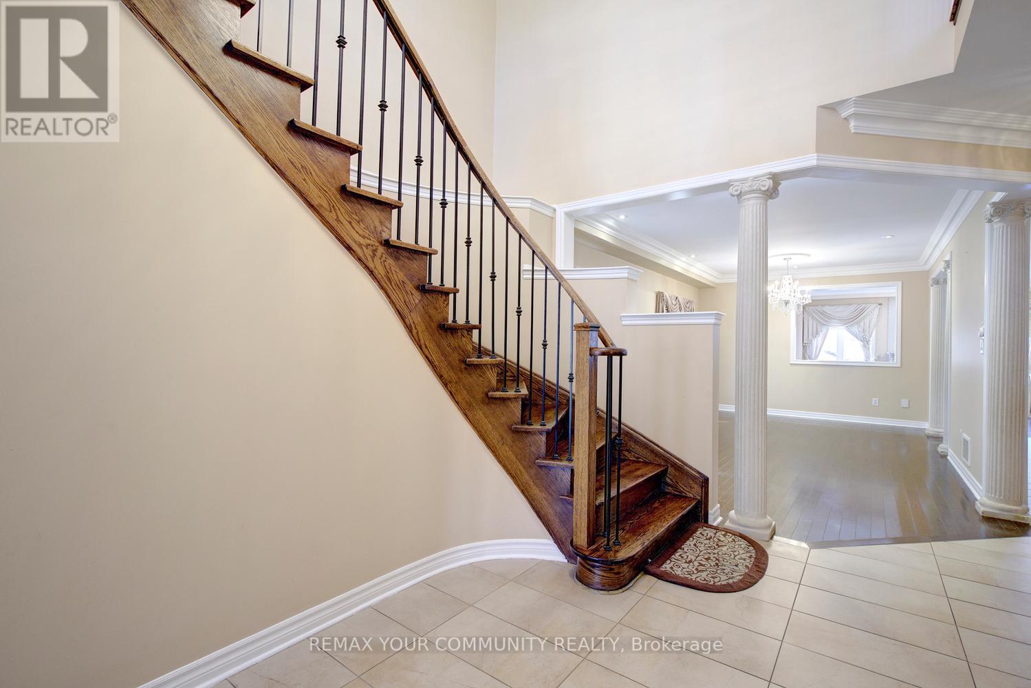 89 Maple Valley Drive, Vaughan, Ontario L6A 0Y1 - Photo 5 - N13637576