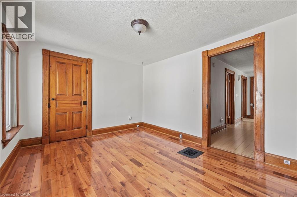 33 Rich Avenue Unit# Upper, Cambridge, Ontario  N1R 2A4 - Photo 11 - 40853337
