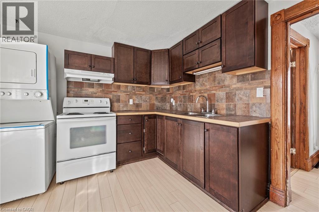 33 Rich Avenue Unit# Upper, Cambridge, Ontario  N1R 2A4 - Photo 2 - 40853337