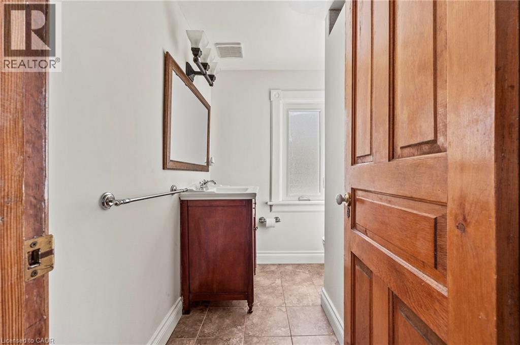 33 Rich Avenue Unit# Upper, Cambridge, Ontario  N1R 2A4 - Photo 7 - 40853337
