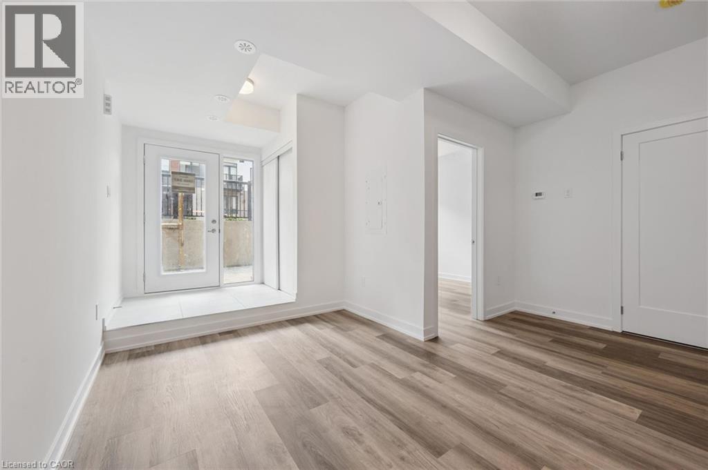 25 Palace Street Unit# P33, Kitchener, Ontario  N2E 0L3 - Photo 4 - 40850855