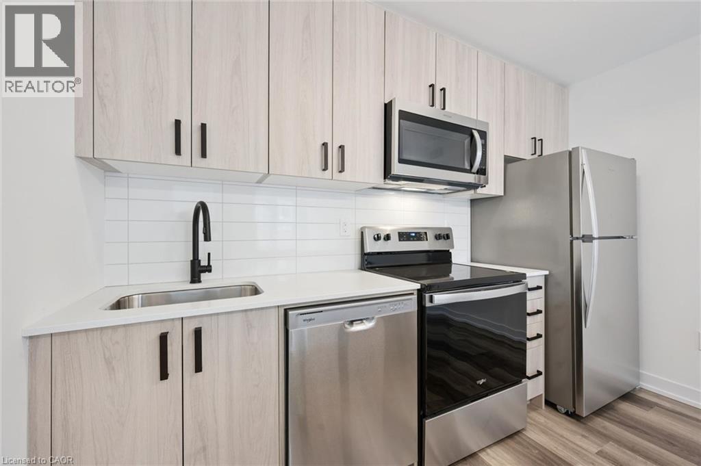 25 Palace Street Unit# P33, Kitchener, Ontario  N2E 0L3 - Photo 9 - 40850855