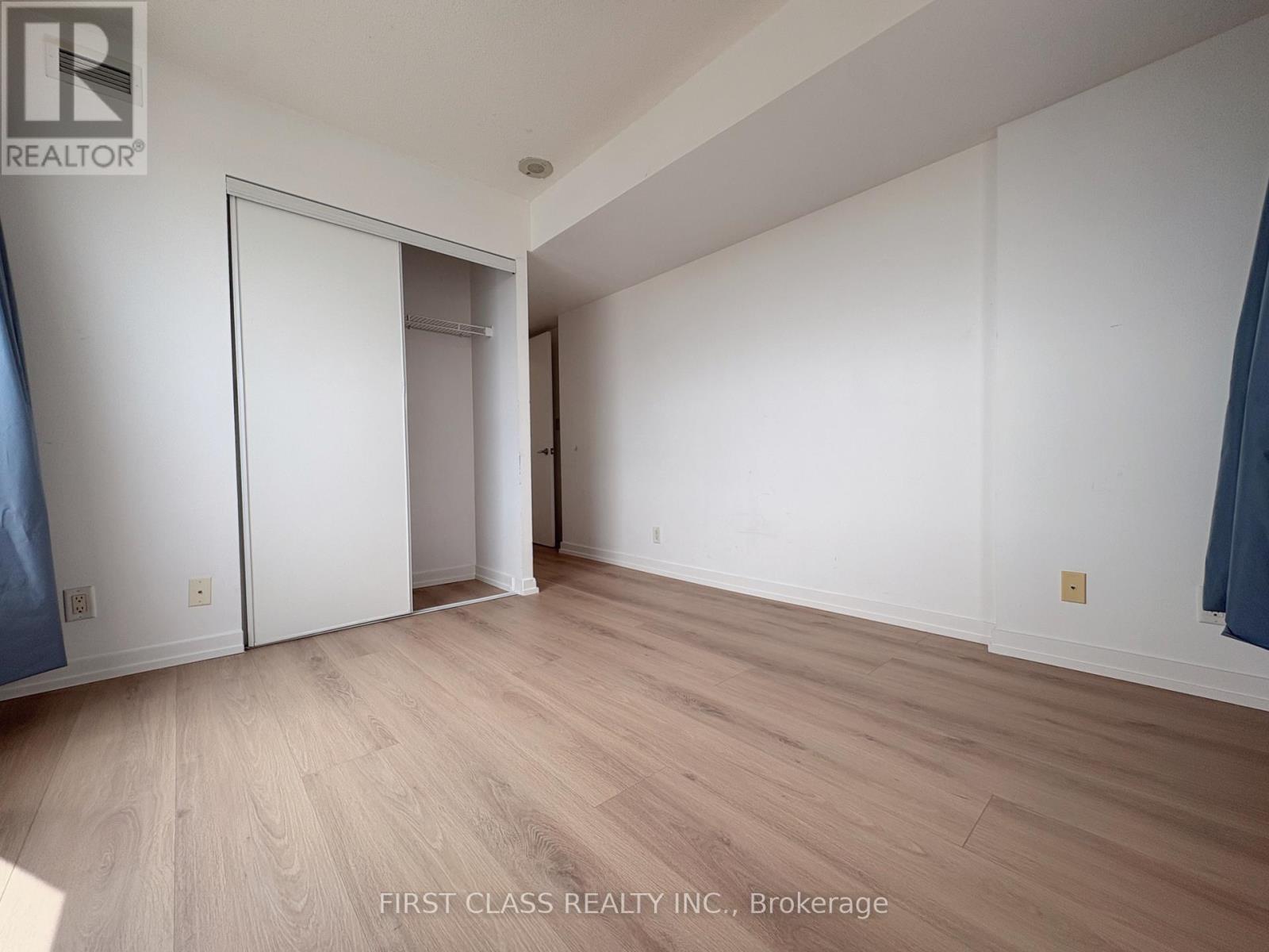 3006 - 36 Lee Centre Drive, Toronto, Ontario  M1H 3K2 - Photo 15 - E13224116