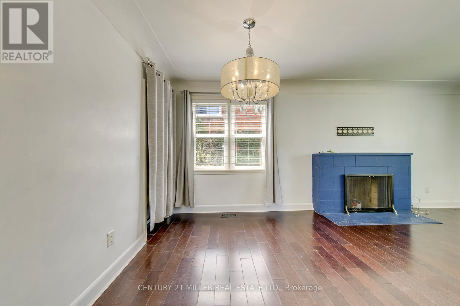 2048 Edinburgh (Main Level) Drive, Burlington, Ontario  L7R 2C9 - Photo 10 - W13637580