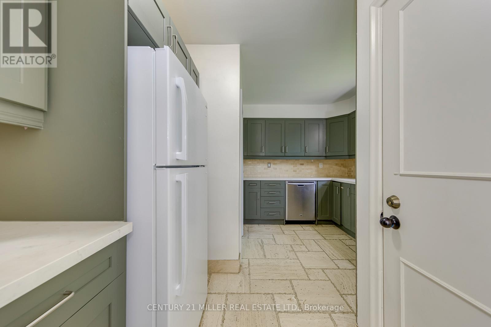 2048 Edinburgh (Main Level) Drive, Burlington, Ontario  L7R 2C9 - Photo 11 - W13637580