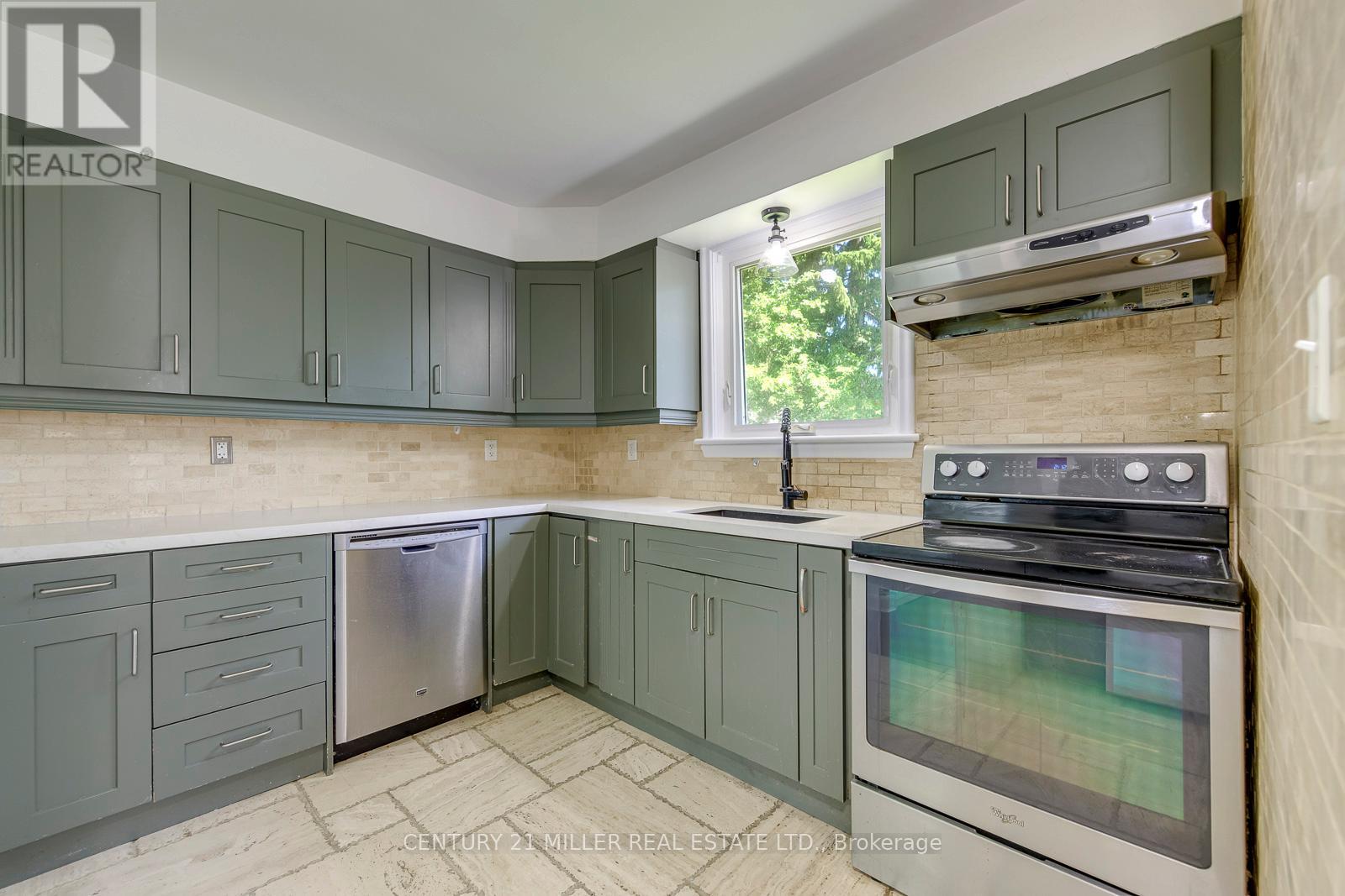 2048 Edinburgh (Main Level) Drive, Burlington, Ontario  L7R 2C9 - Photo 13 - W13637580