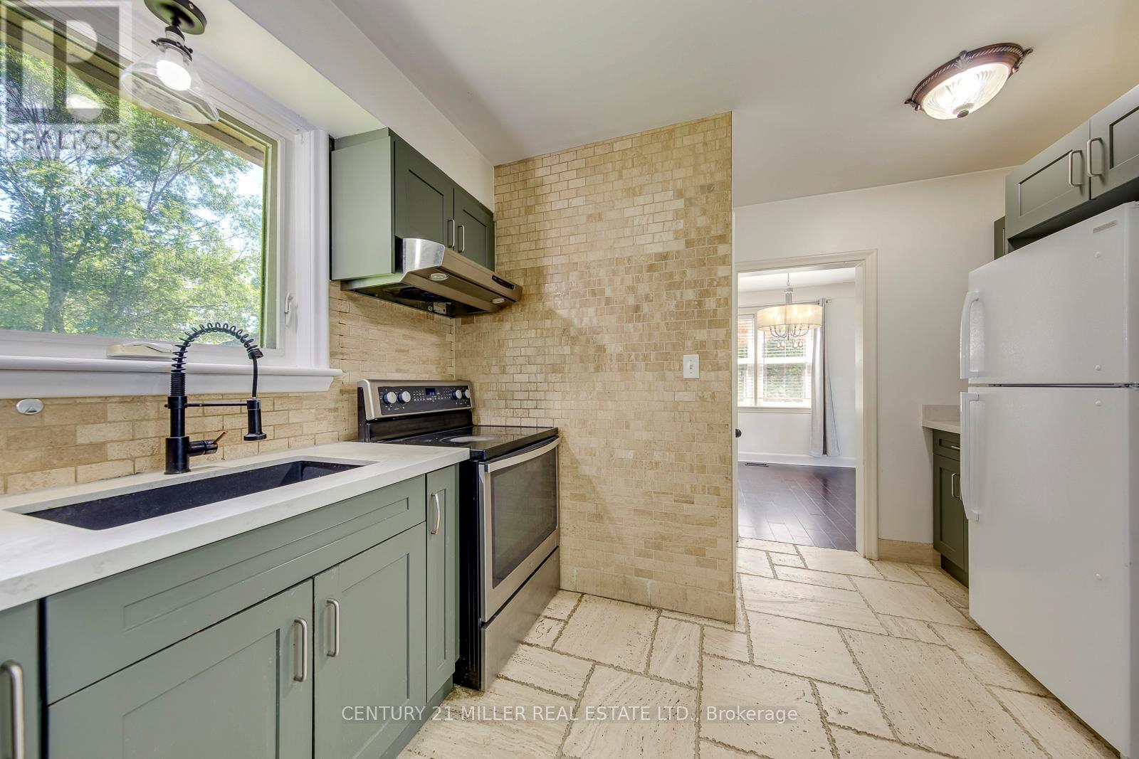 2048 Edinburgh (Main Level) Drive, Burlington, Ontario  L7R 2C9 - Photo 15 - W13637580