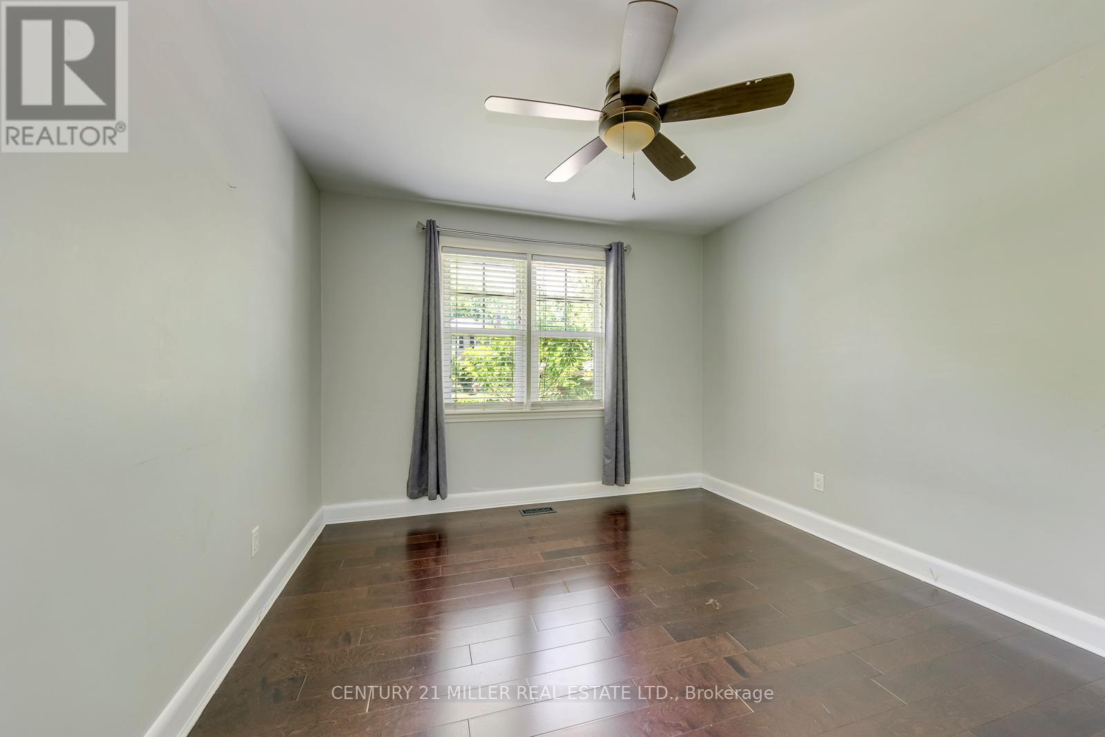 2048 Edinburgh (Main Level) Drive, Burlington, Ontario  L7R 2C9 - Photo 19 - W13637580