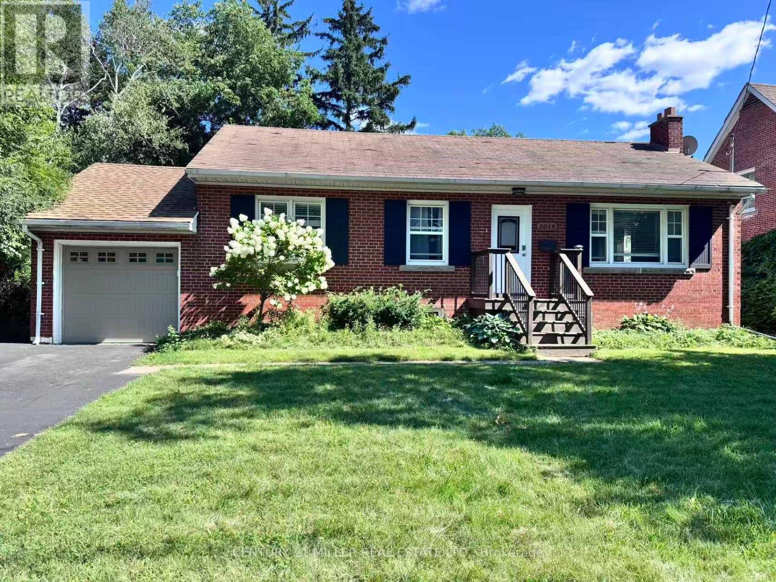 2048 Edinburgh (Main Level) Drive, Burlington, Ontario  L7R 2C9 - Photo 2 - W13637580