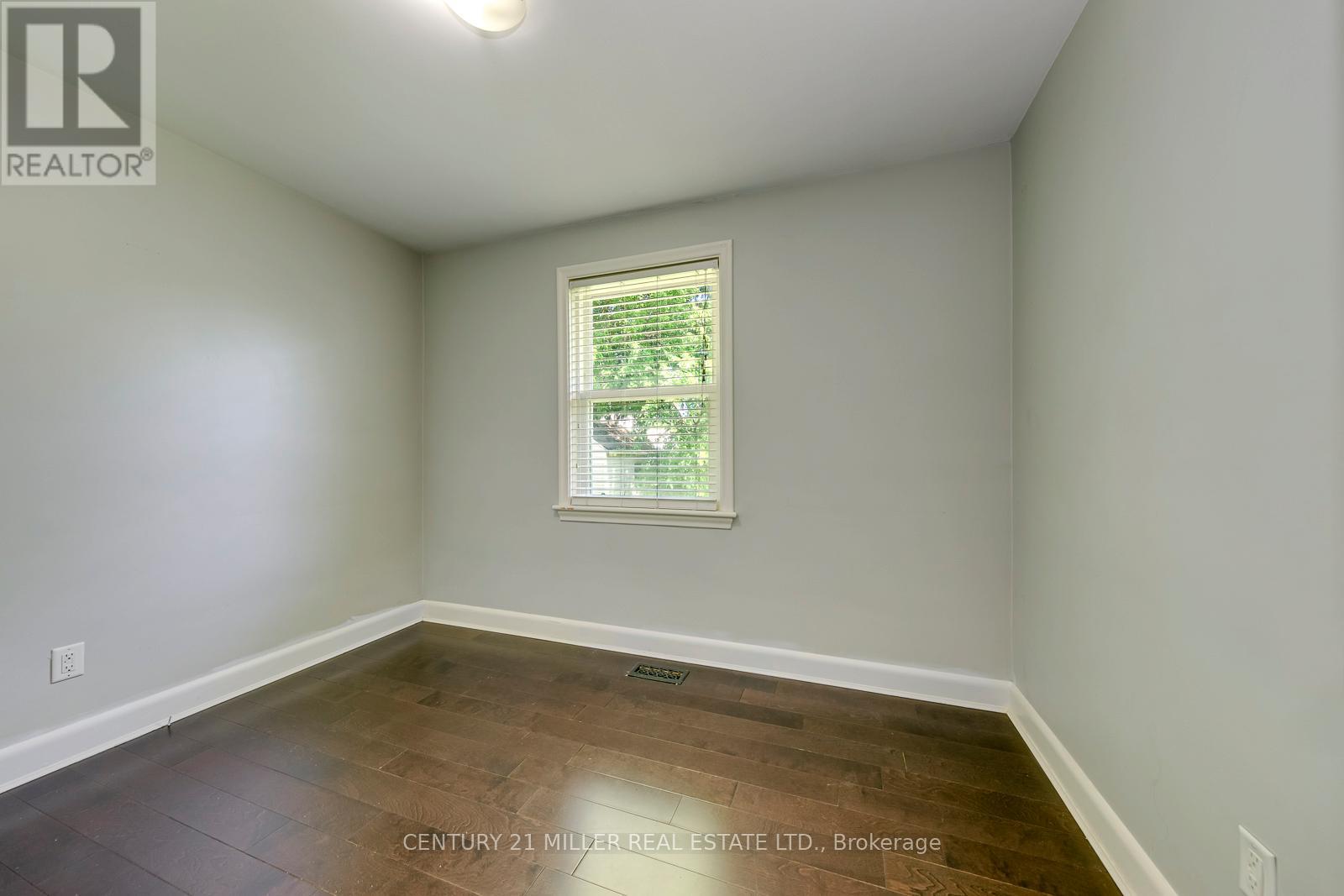2048 Edinburgh (Main Level) Drive, Burlington, Ontario  L7R 2C9 - Photo 21 - W13637580