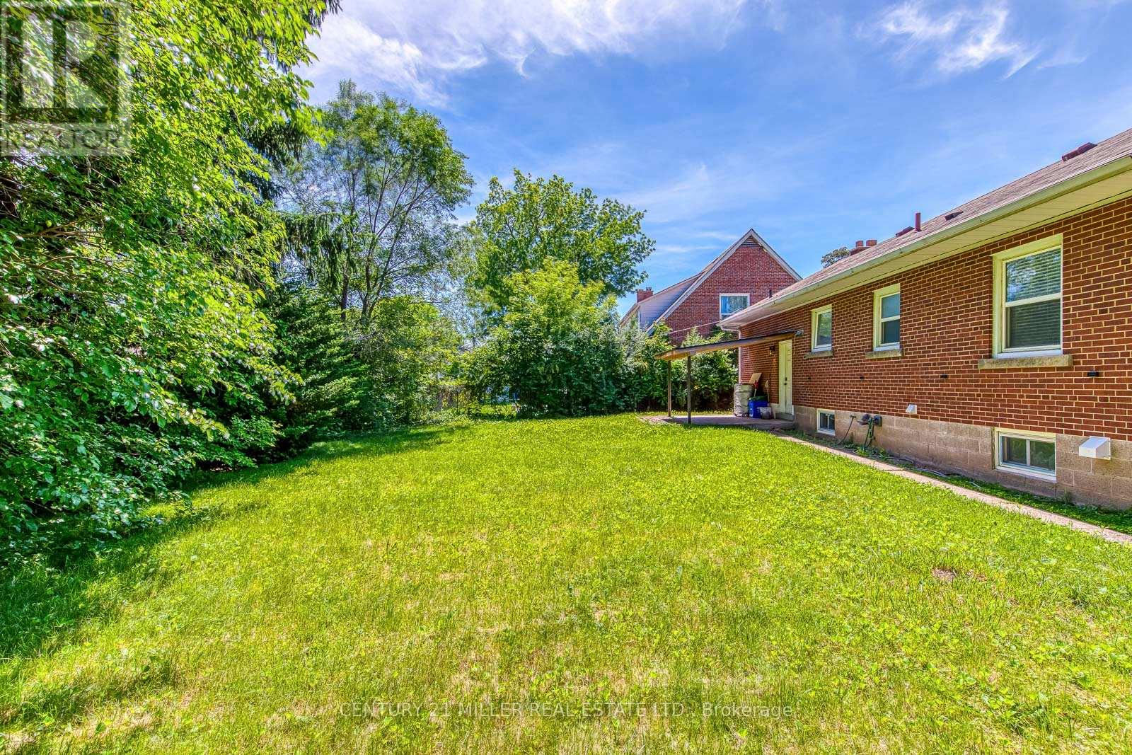 2048 Edinburgh (Main Level) Drive, Burlington, Ontario  L7R 2C9 - Photo 24 - W13637580