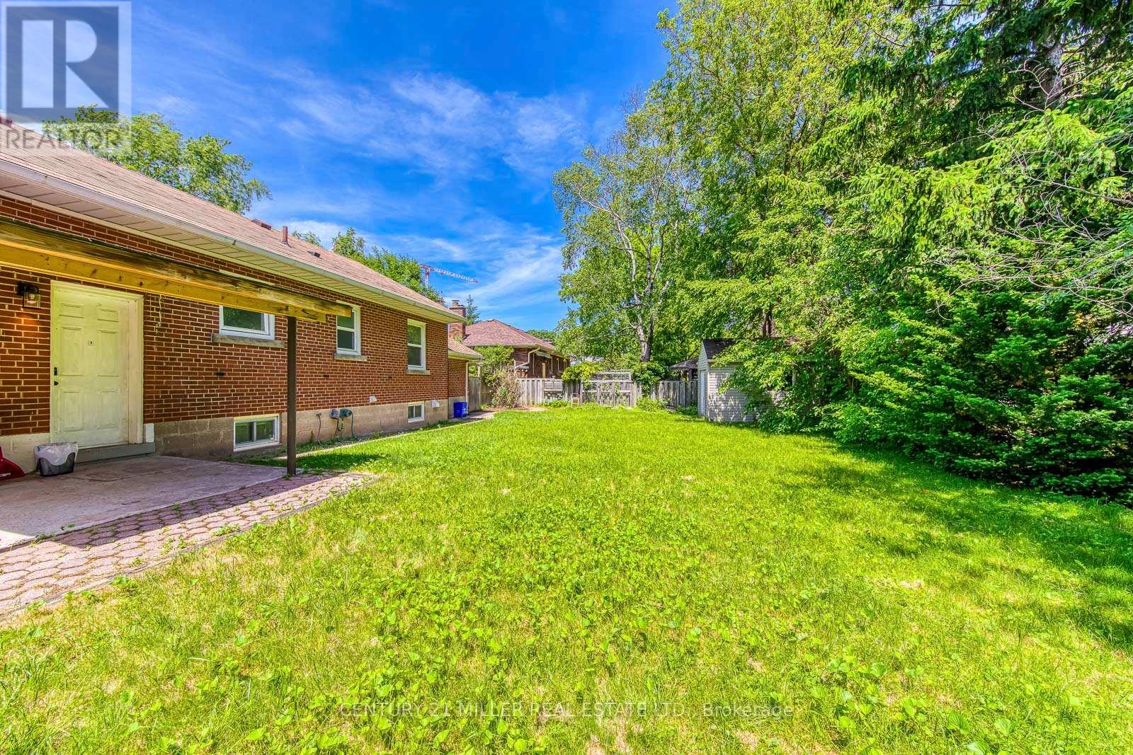 2048 Edinburgh (Main Level) Drive, Burlington, Ontario  L7R 2C9 - Photo 26 - W13637580