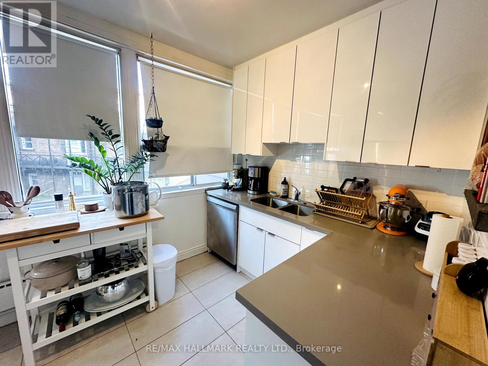 2 - 20 Triller Avenue, Toronto, Ontario  M6K 3B8 - Photo 17 - W13637598