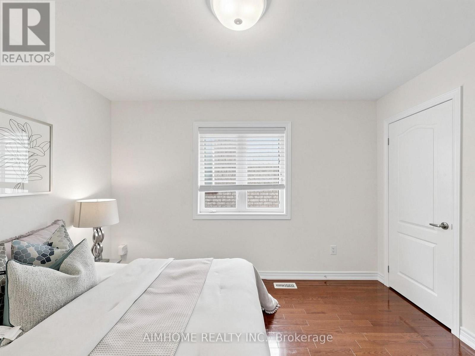 2449 Kwinter Road, Oakville, Ontario  L6M 0K6 - Photo 34 - W13637612