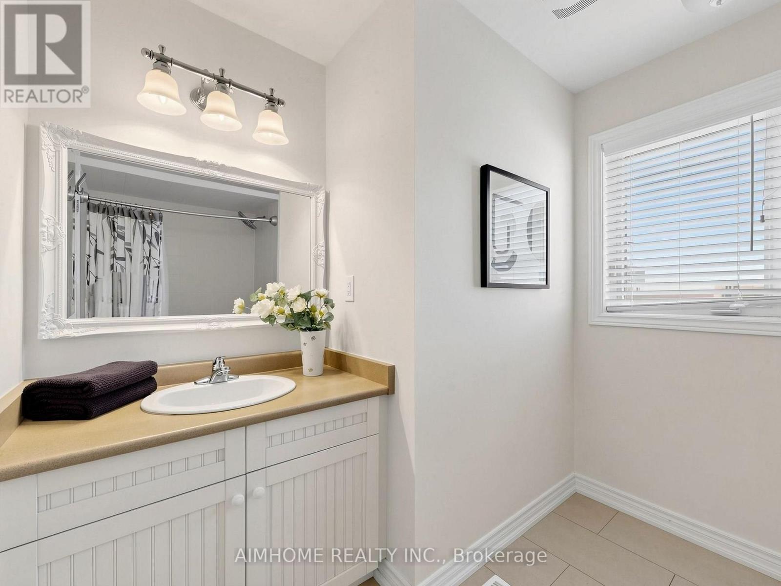 2449 Kwinter Road, Oakville, Ontario  L6M 0K6 - Photo 38 - W13637612