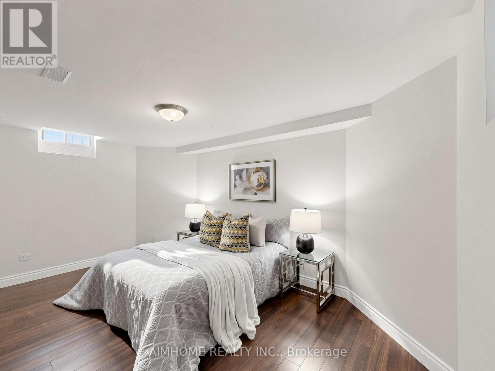 2449 Kwinter Road, Oakville, Ontario  L6M 0K6 - Photo 45 - W13637612