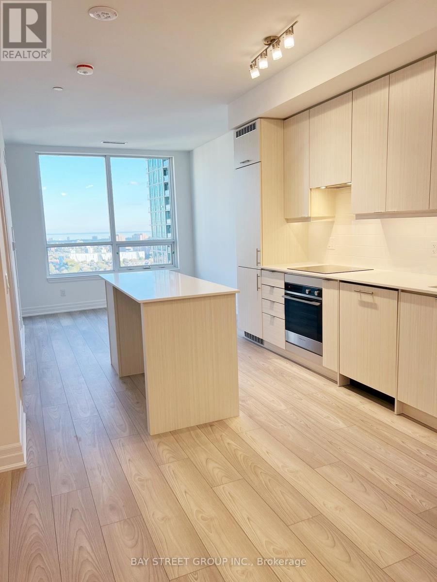 2205 - 36 Elm Drive W, Mississauga, Ontario  L5B 1L9 - Photo 3 - W13637624