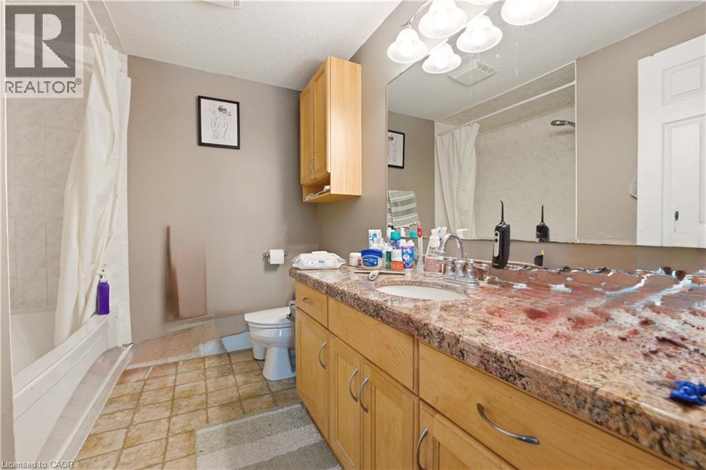 541 Wild Iris Avenue, Waterloo, Ontario  N2V 2W4 - Photo 15 - 40852607