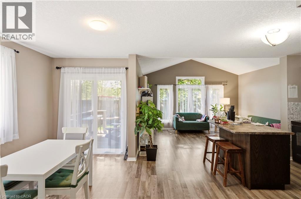 541 Wild Iris Avenue, Waterloo, Ontario  N2V 2W4 - Photo 6 - 40852607
