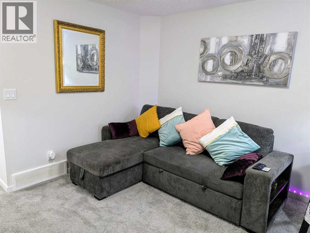 41 Edith Gate NW, Calgary, Alberta  T3R 1Z3 - Photo 42 - A2333235