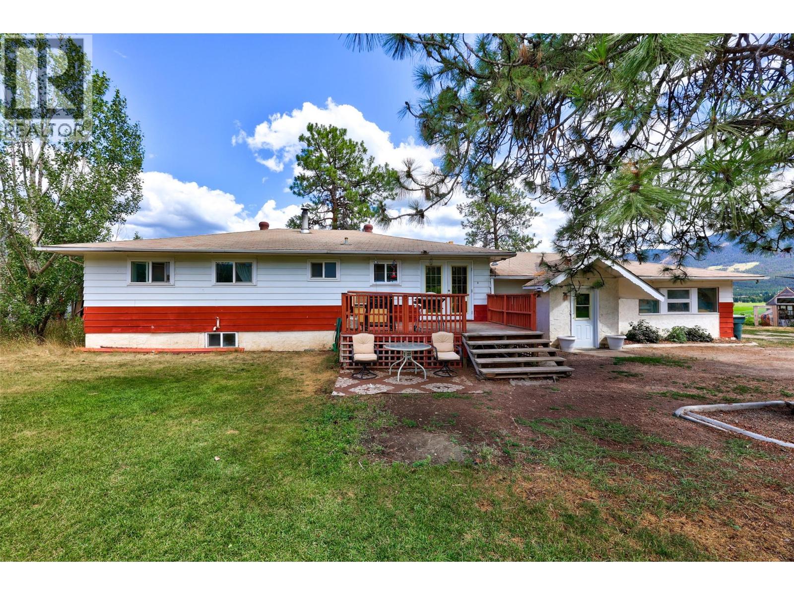 6572 Becker Road, Westwold, British Columbia  V0E 3B1 - Photo 2 - 10394526