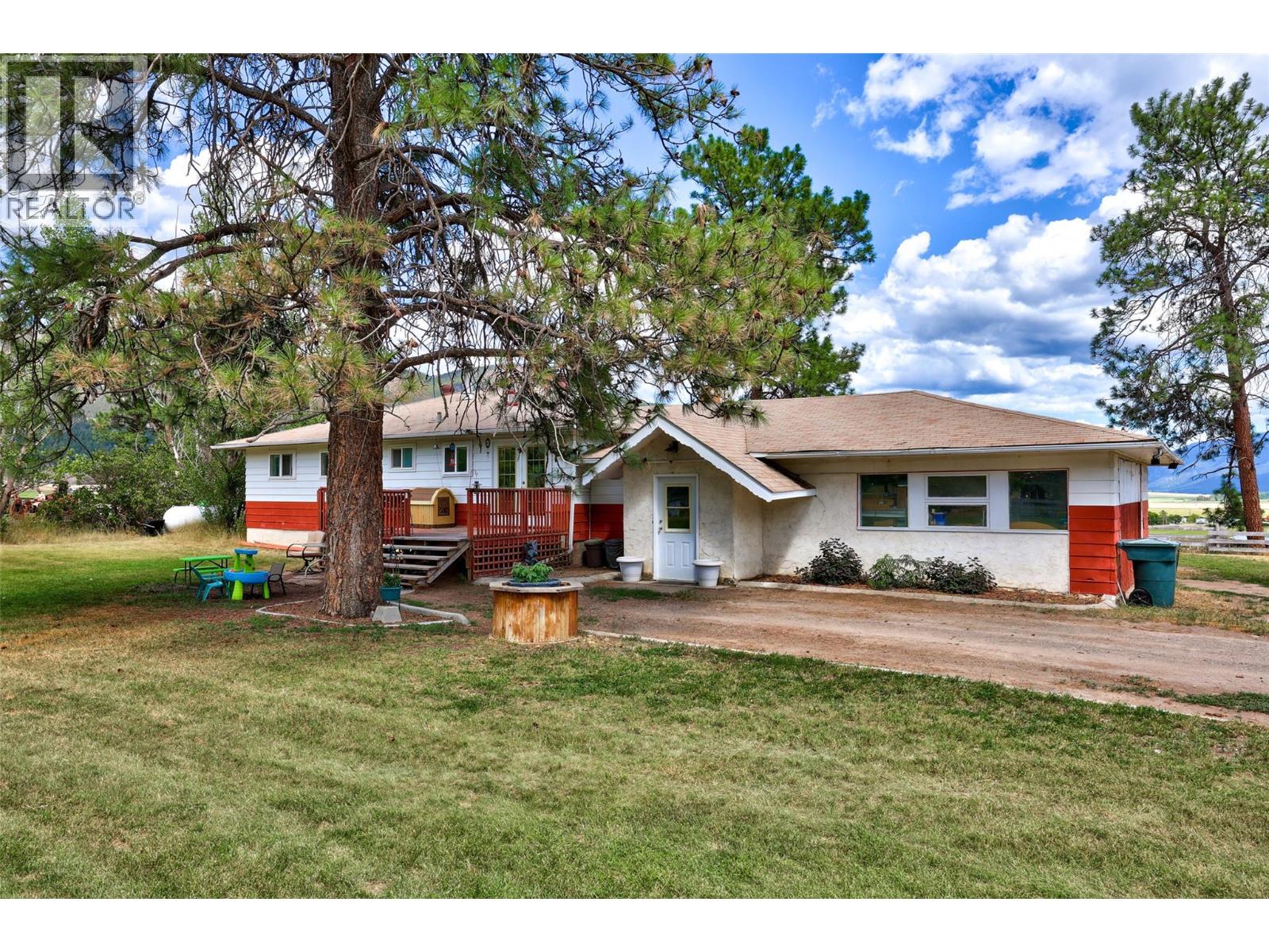 6572 Becker Road, Westwold, British Columbia  V0E 3B1 - Photo 32 - 10394526