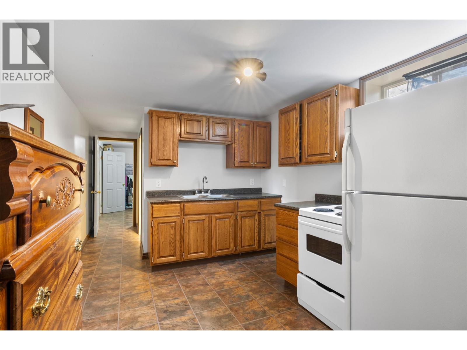 6572 Becker Road, Westwold, British Columbia  V0E 3B1 - Photo 25 - 10394526