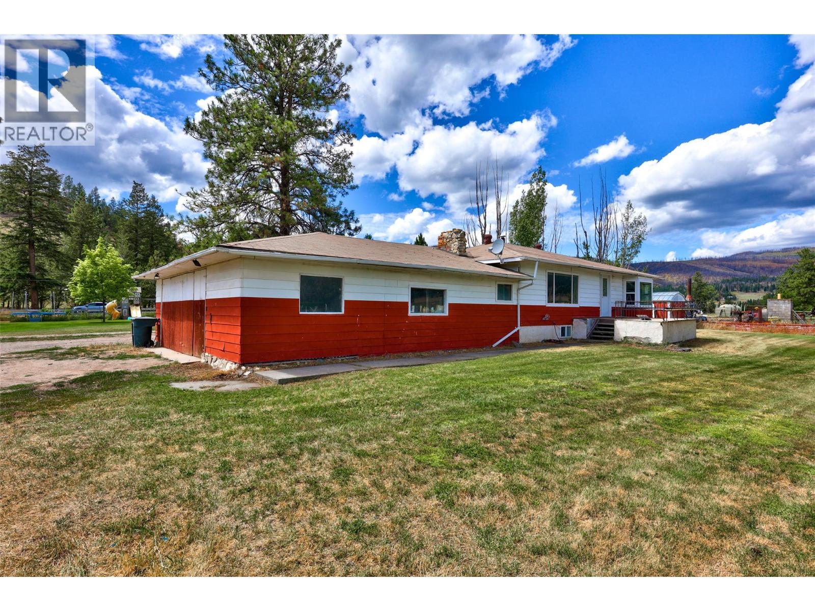 6572 Becker Road, Westwold, British Columbia  V0E 3B1 - Photo 33 - 10394526