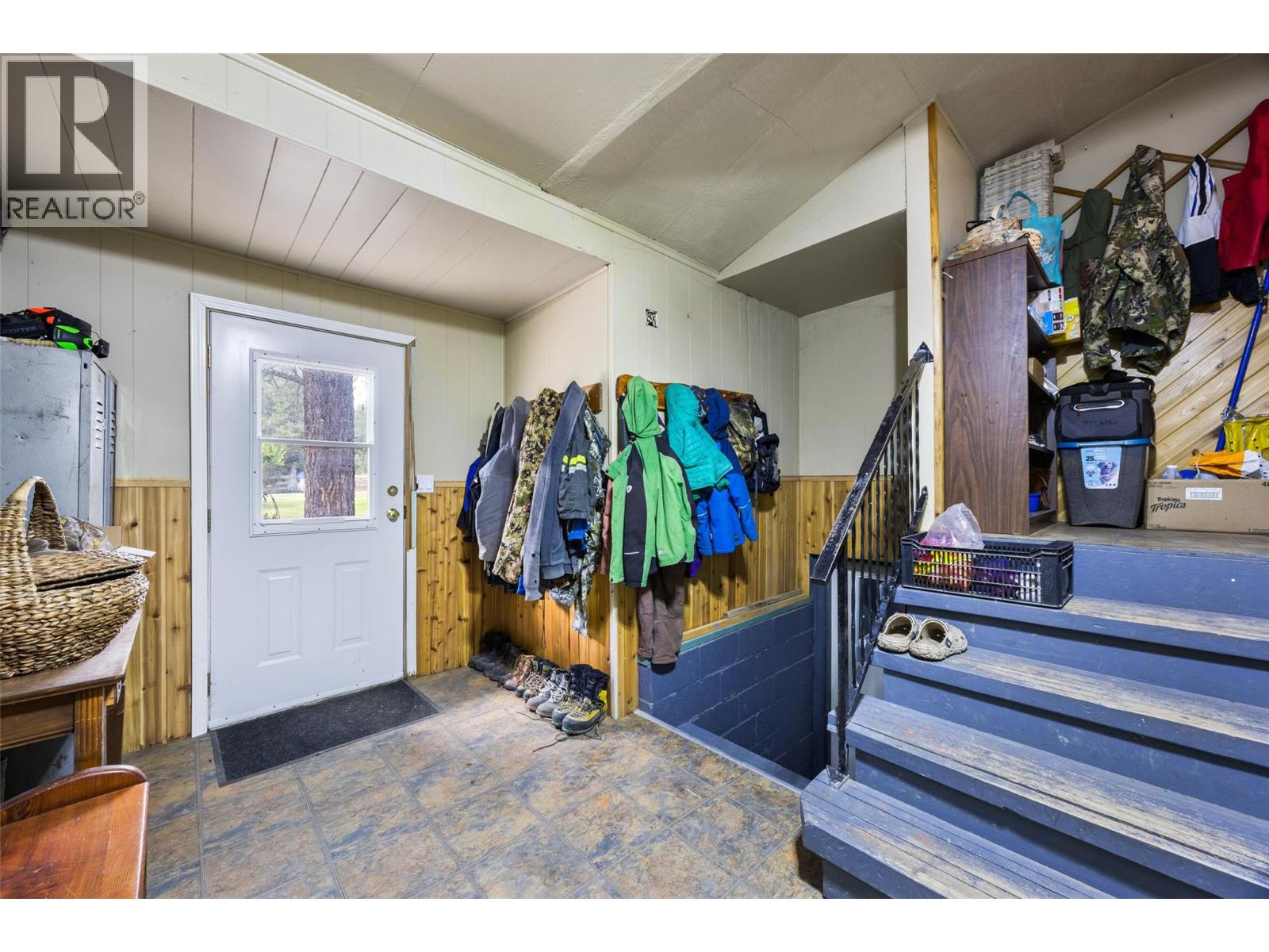 6572 Becker Road, Westwold, British Columbia  V0E 3B1 - Photo 26 - 10394526