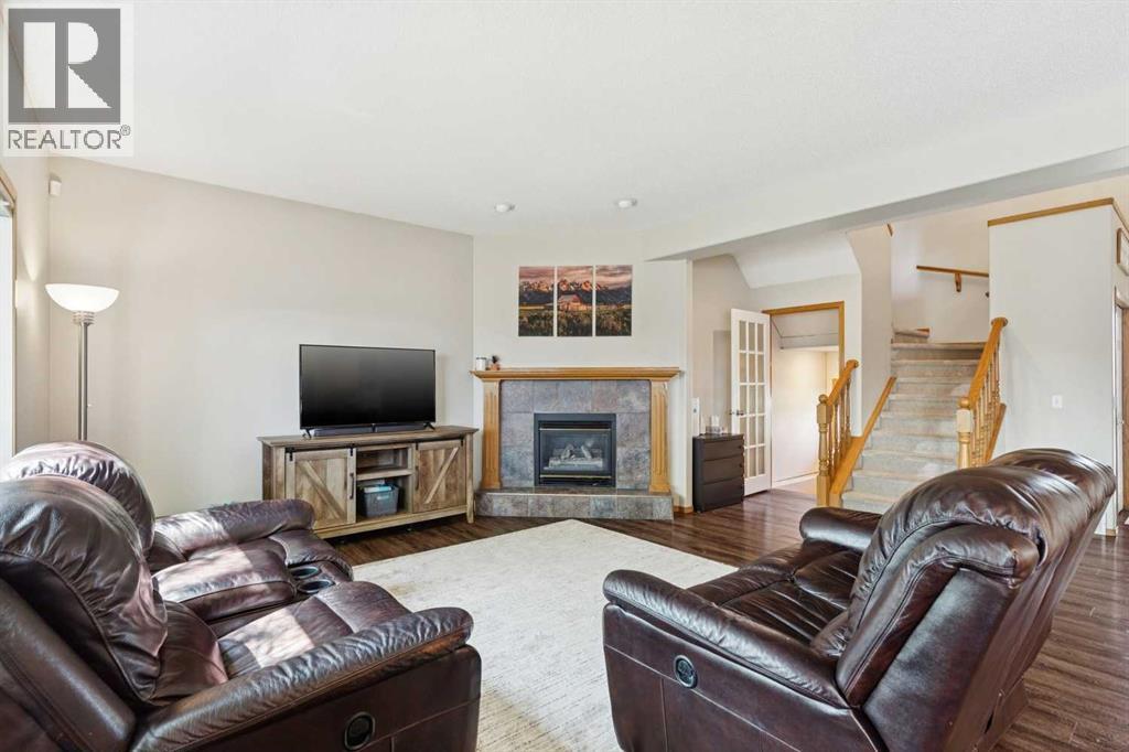 16 Henderson Bay NE, Langdon, Alberta  T0J 1X1 - Photo 5 - A2334242